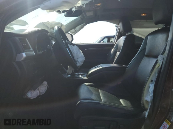 2019 Toyota Highlander Limited with VIN 5TDDZRFH5KS944272, listed as a Copart auction lot 62343035 with 81,886 mi miles and Salvage title. Bid and sale history available at DreamBid. Image 7.