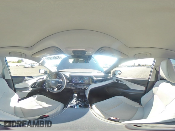 2025 Toyota Camry LE z VIN 4T1DBADK3SU502862, wystawiony jako Copart lot #51853575 z przebiegiem 31 601 mil mil oraz Szkoda całkowita • Salvage title. Historia ofert i sprzedaży dostępna na DreamBid. Obrazek 12.