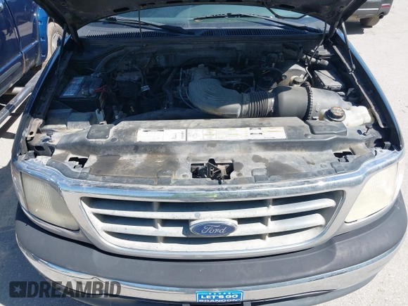 2000 Ford F-150 XL with VIN 1FTRF17L6YKA00872, listed as a IAAI auction lot 42195407 with 210,209 mi miles and . Bid and sale history available at DreamBid. Image 10.