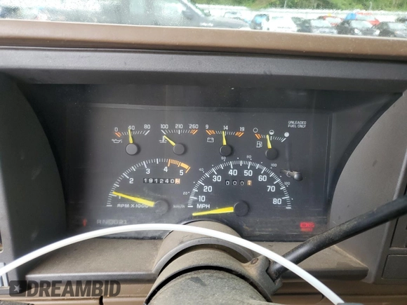 1994 GMC Sierra 1500 z VIN 2GTEK19K3R1574913, wystawiony jako Copart lot #55939635 z przebiegiem 191 240 mil mil oraz Szkoda całkowita • Salvage title. Historia ofert i sprzedaży dostępna na DreamBid. Obrazek 9.