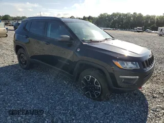 2020 Jeep Compass Trailhawk с VIN 3C4NJDDB1LT157064, выставлен на аукционе Copart как лот 61153015 с пробегом 86 879 миль миль и Списание • Salvage title. История ставок и продаж доступна на DreamBid. Изображение 4.