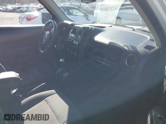 2016 Jeep Patriot High Altitude with VIN 1C4NJPFA0GD640577, listed as a IAAI auction lot 41810147 with 139,423 mi miles and . Bid and sale history available at carsss.com. Image 5.