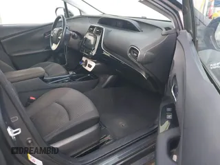 2017 Toyota Prius Plus z VIN JTDKARFP8H3054476, wystawiony jako IAAI lot #41914158 z przebiegiem 146 902 mil mil oraz . Historia ofert i sprzedaży dostępna na DreamBid. Obrazek 5.