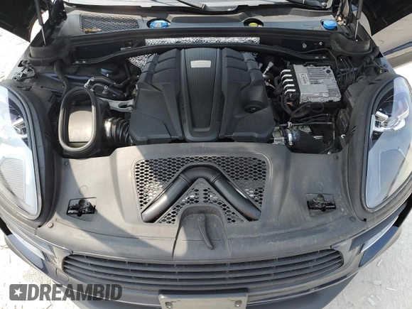2020 Porsche Macan S with VIN WP1AB2A5XLLB31152, listed as a Copart auction lot 58480085 with 55,928 mi miles and Salvage title. Bid and sale history available at DreamBid. Image 11.
