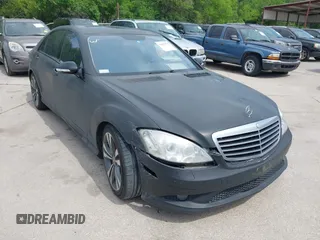 2008 Mercedes-Benz S 550 with VIN WDDNG71X88A214557, listed as a IAAI auction lot 42025575 with 181,083 mi miles and . Bid and sale history available at DreamBid. Image 1.