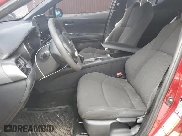 2019 Toyota C-HR XLE with VIN NMTKHMBX8KR092279, listed as a Copart auction lot 71925714 with 95,582 mi miles and Salvage Title. Bid and sale history available at DreamBid. Image 7.