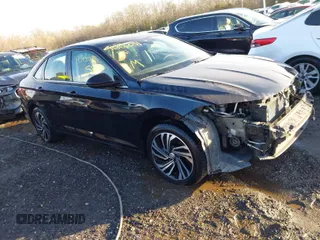 2020 Volkswagen Jetta SEL z VIN 3VWEB7BU2LM056514, wystawiony jako IAAI lot #41300051 z przebiegiem 58 439 mil mil oraz . Historia ofert i sprzedaży dostępna na DreamBid. Obrazek 1.