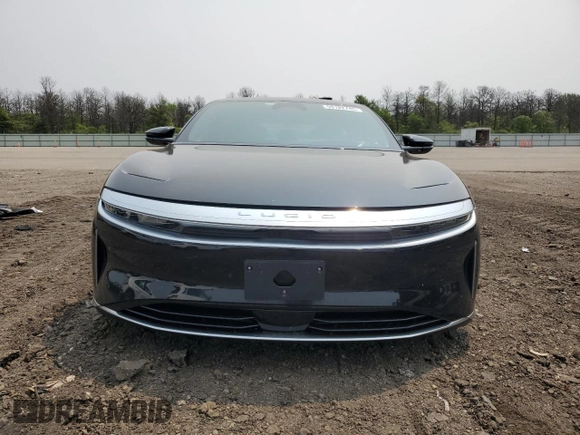2023 Lucid Air Pure z VIN 50EA1PFA8PA008146, wystawiony jako Copart lot #59182745 z przebiegiem 23 861 mil mil oraz Szkoda całkowita • Salvage title. Historia ofert i sprzedaży dostępna na DreamBid. Obrazek 5.