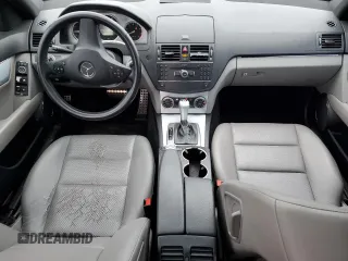 2008 Mercedes-Benz C 300 Sport with VIN WDDGF54X58F111191, listed as a Copart auction lot 58345335 with 181,634 mi miles and Salvage title. Bid and sale history available at DreamBid. Image 8.