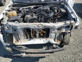 2003 Ford Explorer Eddie Bauer с VIN 1FMDU74K33UB43415, выставлен на аукционе Copart как лот 59747145 с пробегом Не указан миль и Списание • Salvage title. История ставок и продаж доступна на DreamBid. Изображение 12.