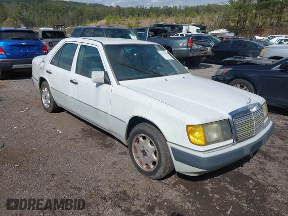 1993 Mercedes-Benz 300 with VIN WDBEA28E0PB988831, listed as a IAAI auction lot 41790609 with 197,915 mi miles and . Bid and sale history available at DreamBid. Image 1.