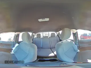 2017 Toyota Tacoma SR5 z VIN 3TMCZ5AN2HM052619, wystawiony jako Copart lot #50649525 z przebiegiem 89 194 mil mil oraz Szkoda całkowita • Salvage title. Historia ofert i sprzedaży dostępna na DreamBid. Obrazek 12.