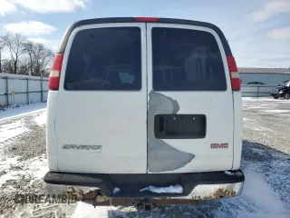 2004 GMC Savana with VIN 1GJHG39U641221276, listed as a Copart auction lot 45674535 with 278,653 mi miles and Salvage Title. Bid and sale history available at carsss.com. Image 6.