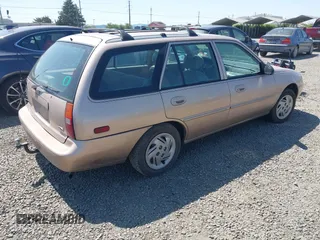 1998 Ford Escort SE с VIN 3FAFP15P6WR226401, выставлен на аукционе IAAI как лот 42410303 с пробегом 215 518 миль миль и . История ставок и продаж доступна на DreamBid. Изображение 4.
