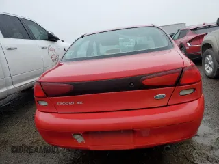 1998 Ford Escort SE z VIN 1FAFP13P9WW215988, wystawiony jako Copart lot #83483314 z przebiegiem 104 796 mil mil oraz Szkody całkowita. Historia ofert i sprzedaży dostępna na DreamBid. Obrazek 6.
