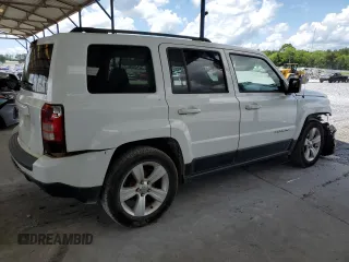 2015 Jeep Patriot Latitude with VIN 1C4NJPFB6FD241342, listed as a Copart auction lot 58004935 with 241,451 mi miles and Salvage title. Bid and sale history available at DreamBid. Image 3.