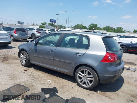 2009 Volkswagen Rabbit S z VIN WVWDA71K39W083764, wystawiony jako IAAI lot #42051848 z przebiegiem 164 403 mil mil oraz . Historia ofert i sprzedaży dostępna na DreamBid. Obrazek 3.