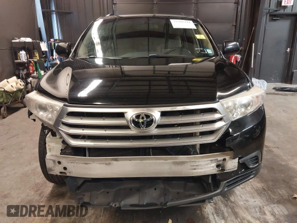 2013 Toyota Highlander with VIN 5TDZA3EH8DS032069, listed as a IAAI auction lot 41795444 with 158,920 mi miles and . Bid and sale history available at DreamBid. Image 13.