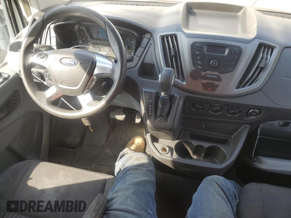 2018 Ford Transit z VIN 1FTYR1YMXJKA99258, wystawiony jako Copart lot #75240144 z przebiegiem 263 521 mil mil oraz Czysty tytuł • Clean title. Historia ofert i sprzedaży dostępna na DreamBid. Obrazek 8.