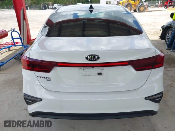 2021 Kia Forte LXS with VIN 3KPF24AD8ME338790, listed as a IAAI auction lot 42547558 with 58,308 mi miles and . Bid and sale history available at DreamBid. Image 17.