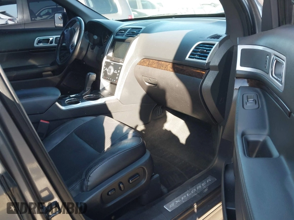 2014 Ford Explorer Limited z VIN 1FM5K7F88EGB53614, wystawiony jako IAAI lot #41752197 z przebiegiem 147 657 mil mil oraz . Historia ofert i sprzedaży dostępna na DreamBid. Obrazek 5.