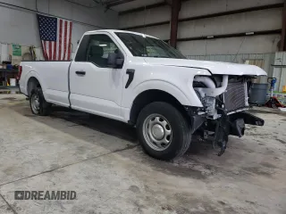 2022 Ford F-150 XL with VIN 1FTMF1CB8NKE67908, listed as a Copart auction lot 43898335 with 36,022 mi miles and Salvage Title. Bid and sale history available at carsss.com. Image 4.