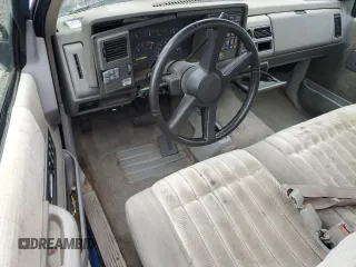 1994 GMC Sierra 1500 with VIN 1GTEK14K4RE538279, listed as a Copart auction lot 84693154 with 208,407 mi miles and Non Repairable. Bid and sale history available at DreamBid. Image 8.