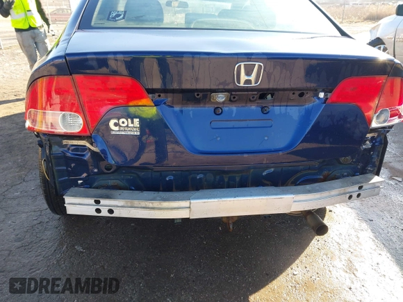 2006 Honda Civic z VIN 1HGFA15296L051321, wystawiony jako IAAI lot #41763355 z przebiegiem 279 322 mil mil oraz . Historia ofert i sprzedaży dostępna na DreamBid. Obrazek 17.