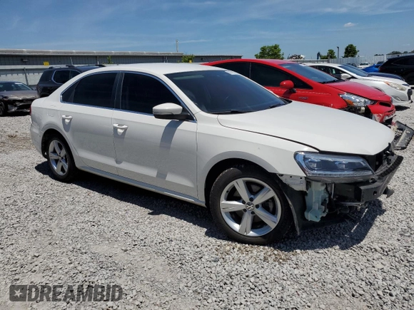 2015 Volkswagen Passat SE with VIN 1VWBV7A30FC065687, listed as a Copart auction lot 63218375 with 124,286 mi miles and Salvage title. Bid and sale history available at DreamBid. Image 4.
