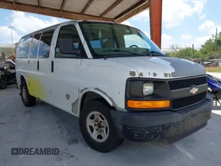 2008 Chevrolet Express Cargo z VIN 1GCFG154681204556, wystawiony jako IAAI lot #41928049 z przebiegiem 171 171 mil mil oraz . Historia ofert i sprzedaży dostępna na DreamBid. Obrazek 1.