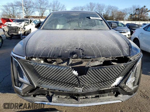 2024 Cadillac LYRIQ Luxury z VIN 1GYKPSRL0RZ110420, wystawiony jako Copart lot #42680525 z przebiegiem 13 999 mil mil oraz Szkoda całkowita • Salvage title. Historia ofert i sprzedaży dostępna na DreamBid. Obrazek 5.