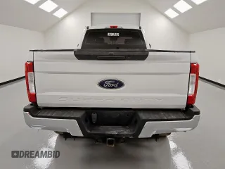 2019 Ford F-250 XL with VIN 1FT7W2BT8KEC70552, listed as a Copart auction lot 62522215 with 137,095 mi miles and Clean title. Bid and sale history available at DreamBid. Image 6.