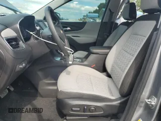 2023 Chevrolet Equinox LS z VIN 3GNAXHEG7PL174964, wystawiony jako Copart lot #58373315 z przebiegiem 34 175 mil mil oraz Szkoda całkowita • Salvage title. Historia ofert i sprzedaży dostępna na DreamBid. Obrazek 7.