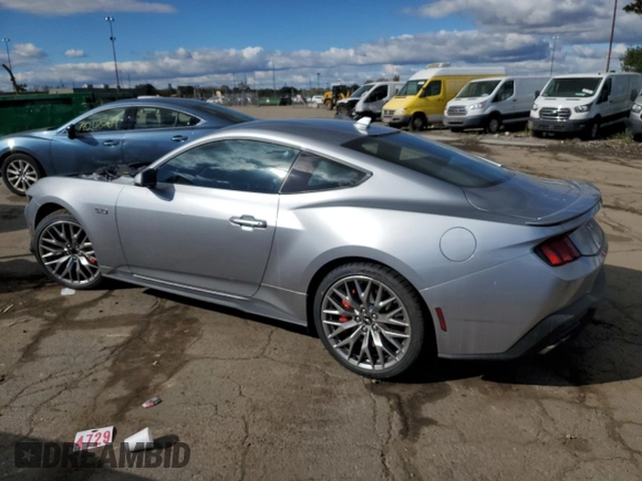 2024 Ford Mustang GT with VIN 1FA6P8CF3R5428820, listed as a Copart auction lot 76084984 with 376 mi miles and Clean title. Bid and sale history available at DreamBid. Image 2.
