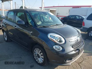 2014 FIAT 500L Easy with VIN ZFBCFABH9EZ000802, listed as a IAAI auction lot 41460448 with 70,437 mi miles. Bid and sale history available at carsss.com. Image 1.