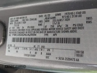 2022 Ford Escape SE z VIN 1FMCU0G62NUA25554, wystawiony jako IAAI lot #41900612 z przebiegiem 63 581 mil mil oraz . Historia ofert i sprzedaży dostępna na DreamBid. Obrazek 9.
