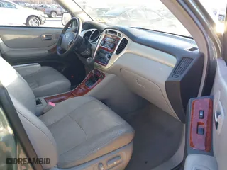 2006 Toyota Highlander w/3rd Row with VIN JTEEP21AX60137312, listed as a IAAI auction lot 41456126 with 130,023 mi miles. Bid and sale history available at carsss.com. Image 5.