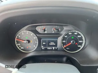 2017 GMC Acadia SLE z VIN 1GKKNLLA7HZ173672, wystawiony jako Copart lot #64203795 z przebiegiem 101 939 mil mil oraz Szkoda całkowita • Salvage title. Historia ofert i sprzedaży dostępna na DreamBid. Obrazek 9.