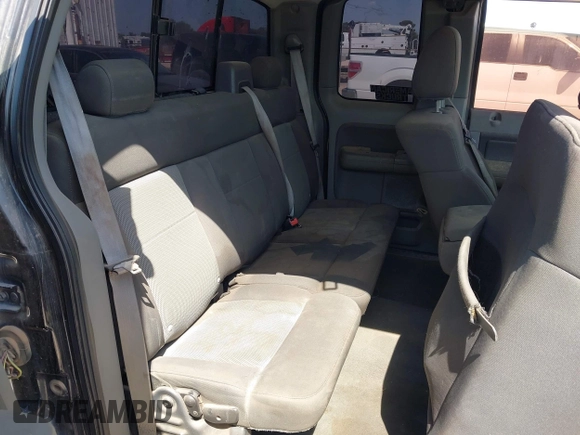 2006 Ford F-150 XLT with VIN 1FTPX14546FA42053, listed as a IAAI auction lot 41997615 with 1 mi miles. Bid and sale history available at carsss.com. Image 7.