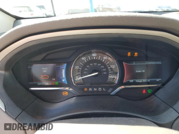 2020 Lincoln MKZ Hybrid Reserve with VIN 3LN6L5LU7LR623127, listed as a Copart auction lot 52403645 with 32,935 mi miles and Salvage title. Bid and sale history available at DreamBid. Image 9.