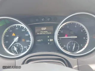 2011 Mercedes-Benz GL-Class GL 550 with VIN 4JGBF8GE7BA749183, listed as a IAAI auction lot 41626371 with 132,215 mi miles. Bid and sale history available at carsss.com. Image 7.