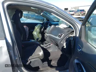 2019 Dodge Journey SE with VIN 3C4PDCBB6KT738488, listed as a IAAI auction lot 41330395 with Not Provided miles and . Bid and sale history available at DreamBid. Image 5.