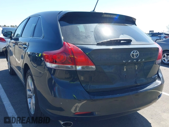 2015 Toyota Venza XLE with VIN 4T3BK3BB1FU117285, listed as a IAAI auction lot 41995884 with 106,237 mi miles. Bid and sale history available at carsss.com. Image 3.