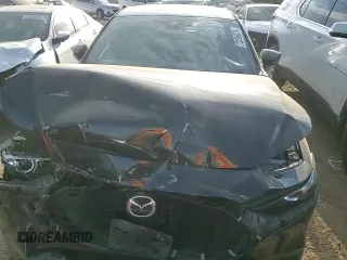 2020 Mazda 3 Preferred with VIN JM1BPBMM1L1158097, listed as a Copart auction lot 73256024 with 25,635 mi miles and Salvage title. Bid and sale history available at DreamBid. Image 11.