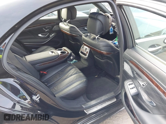 2019 Mercedes-Benz S 560 with VIN WDDUG8GB1KA430335, listed as a IAAI auction lot 41750716 with 32,468 mi miles and . Bid and sale history available at DreamBid. Image 8.