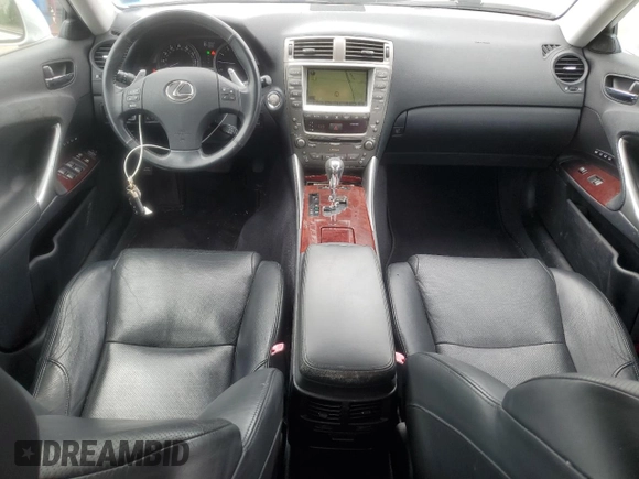 2008 Lexus IS 250 z VIN JTHCK262785023509, wystawiony jako Copart lot #60967295 z przebiegiem 83 283 mil mil oraz Szkoda całkowita • Salvage title. Historia ofert i sprzedaży dostępna na DreamBid. Obrazek 8.