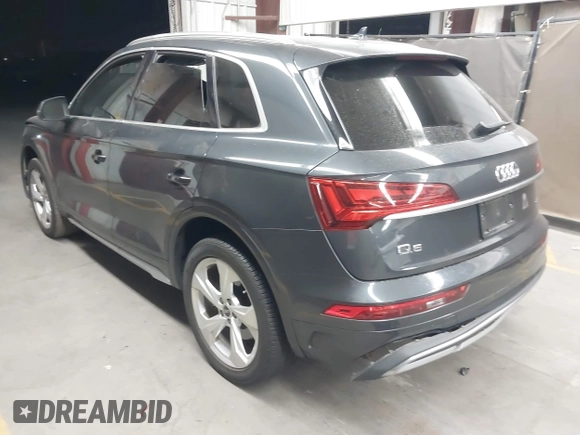 2021 Audi Q5 Premium Plus z VIN WA1BAAFY6M2130300, wystawiony jako IAAI lot #42250661 z przebiegiem 49 147 mil mil oraz . Historia ofert i sprzedaży dostępna na DreamBid. Obrazek 3.