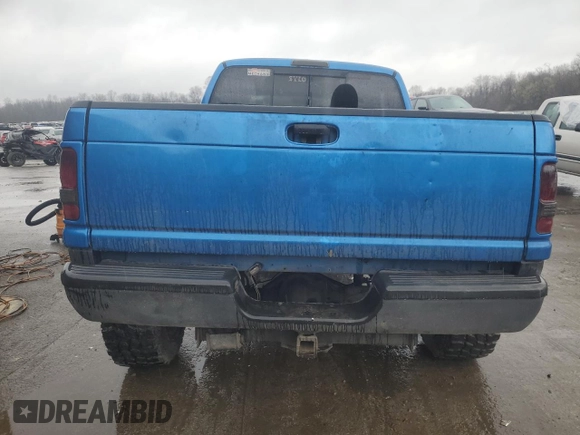 2001 Dodge 2500 with VIN 1B7KF23711J573917, listed as a Copart auction lot 51144335 with 257,686 mi miles and Salvage Title. Bid and sale history available at carsss.com. Image 6.