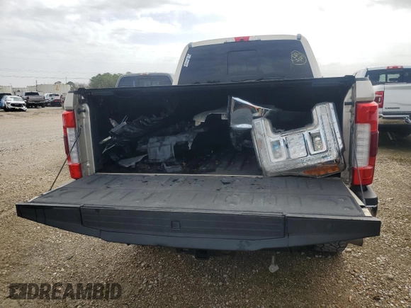 2017 Ford Super Duty F-250 SRW Lariat with VIN 1FT7W2BT9HEE00914, listed as a Copart auction lot 44317125 with 235,860 mi miles and Clean Title. Bid and sale history available at carsss.com. Image 6.