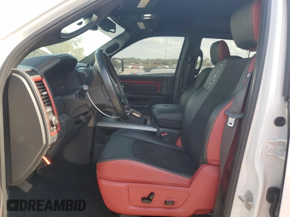 2016 Ram 1500 Rebel z VIN 1C6RR7YT7GS255707, wystawiony jako Copart lot #53700095 z przebiegiem 103 989 mil mil oraz Szkoda całkowita • Salvage title. Historia ofert i sprzedaży dostępna na DreamBid. Obrazek 7.